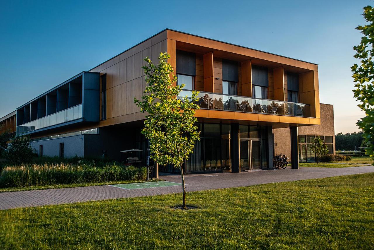 Hotel Bonifacio Spa&Sport Resort Sochocin Eksteriør billede