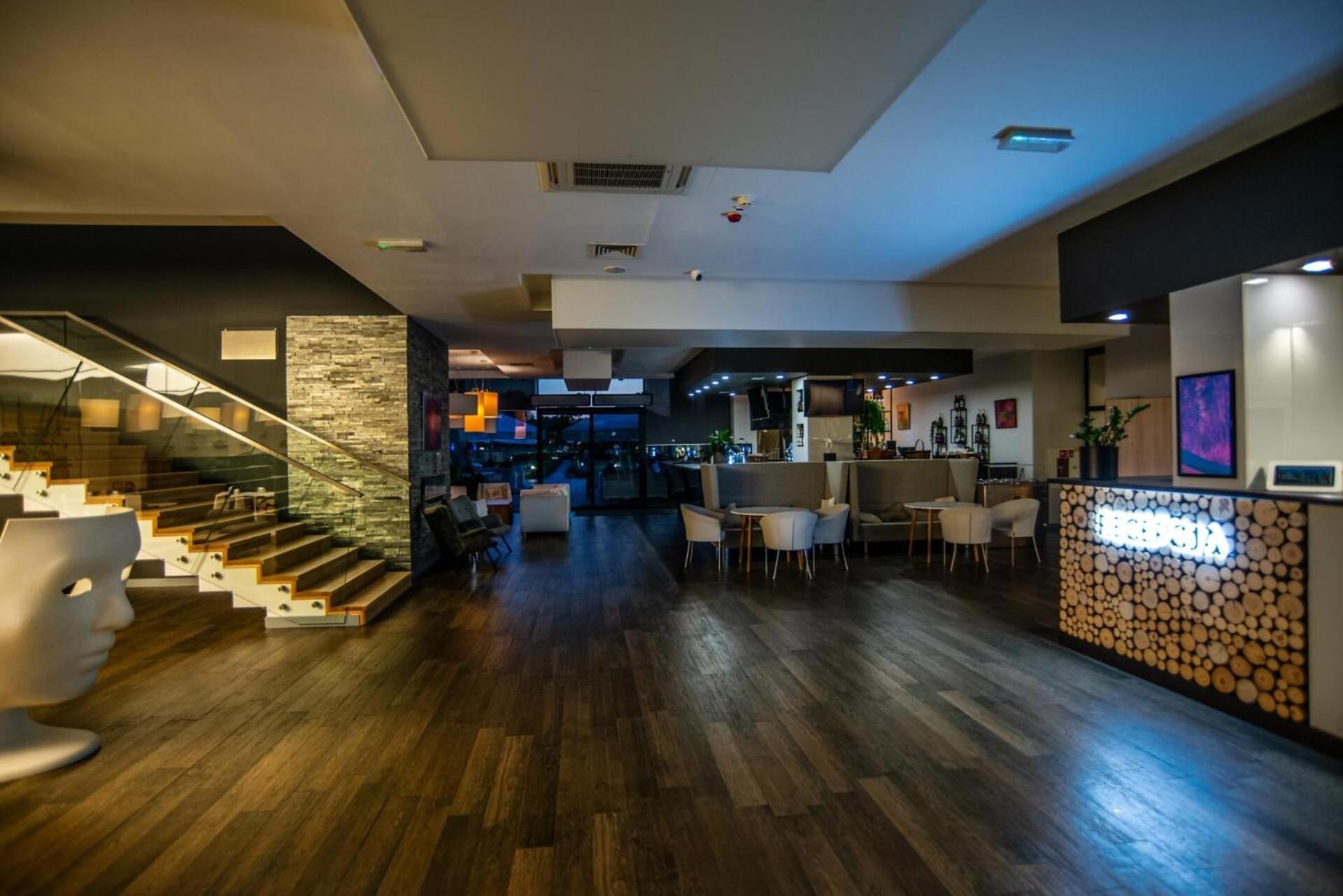 Hotel Bonifacio Spa&Sport Resort Sochocin Eksteriør billede